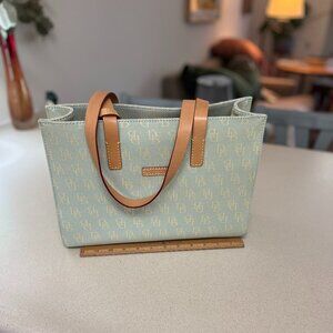 Dooney & Bourke signature canvas bag, pale green.